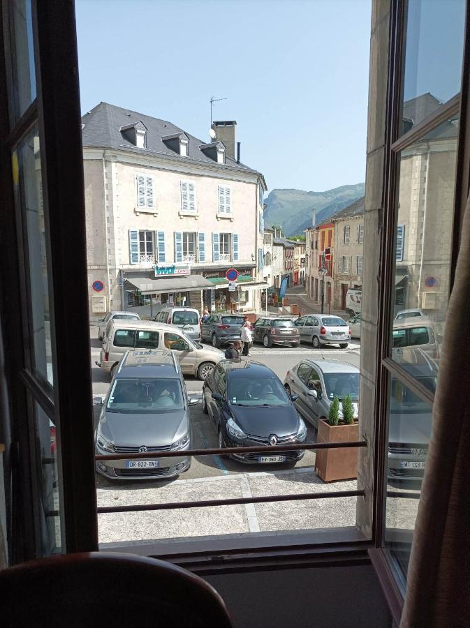 Marie Maxi 2 Adultes Et 2 Enfants - Linge Toilette Et Literie Et Menage Inclus Dans Le Tarif Apartment Laruns Exterior photo