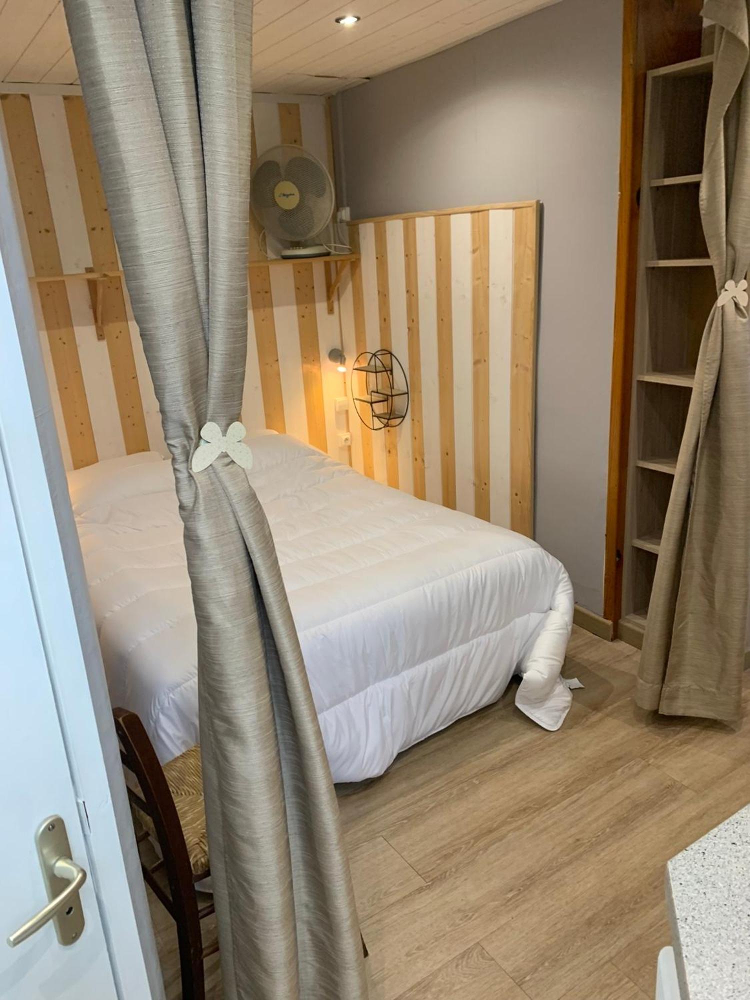 Marie Maxi 2 Adultes Et 2 Enfants - Linge Toilette Et Literie Et Menage Inclus Dans Le Tarif Apartment Laruns Exterior photo