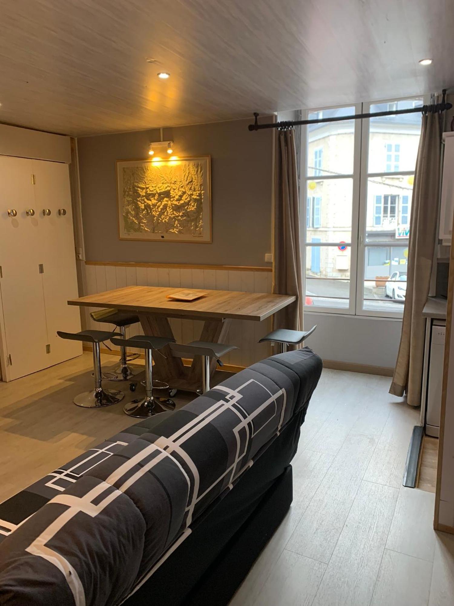 Marie Maxi 2 Adultes Et 2 Enfants - Linge Toilette Et Literie Et Menage Inclus Dans Le Tarif Apartment Laruns Exterior photo